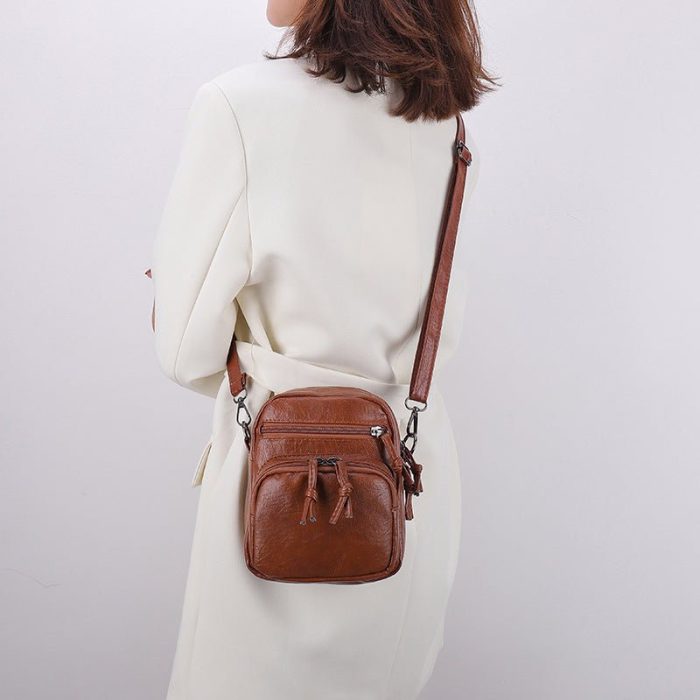 women-soft-leather-crossbody-travel-bag-702970.jpg