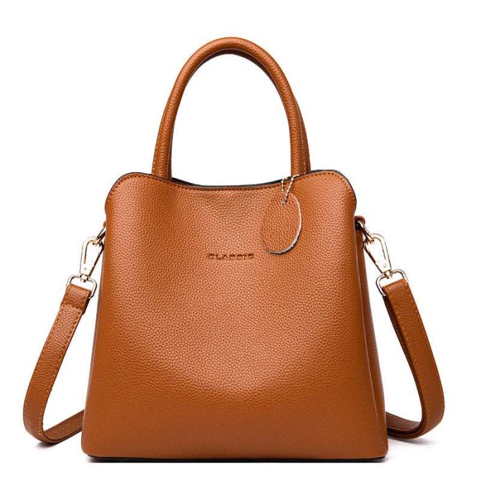 womens-casual-leather-handbag-681833.jpg