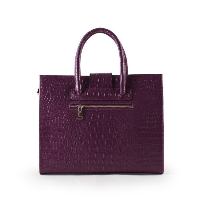 womens-large-crocodile-tote-218263.jpg
